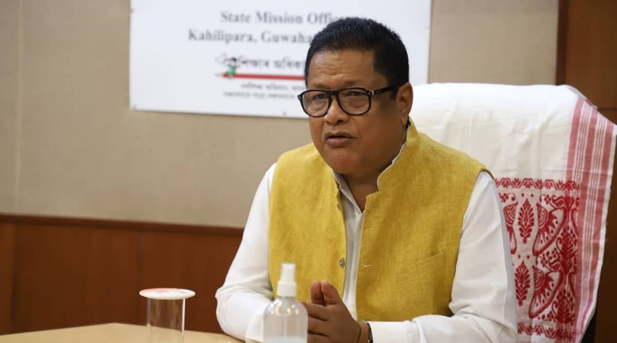 Assam govt issues dress code for school teachers | North East India News