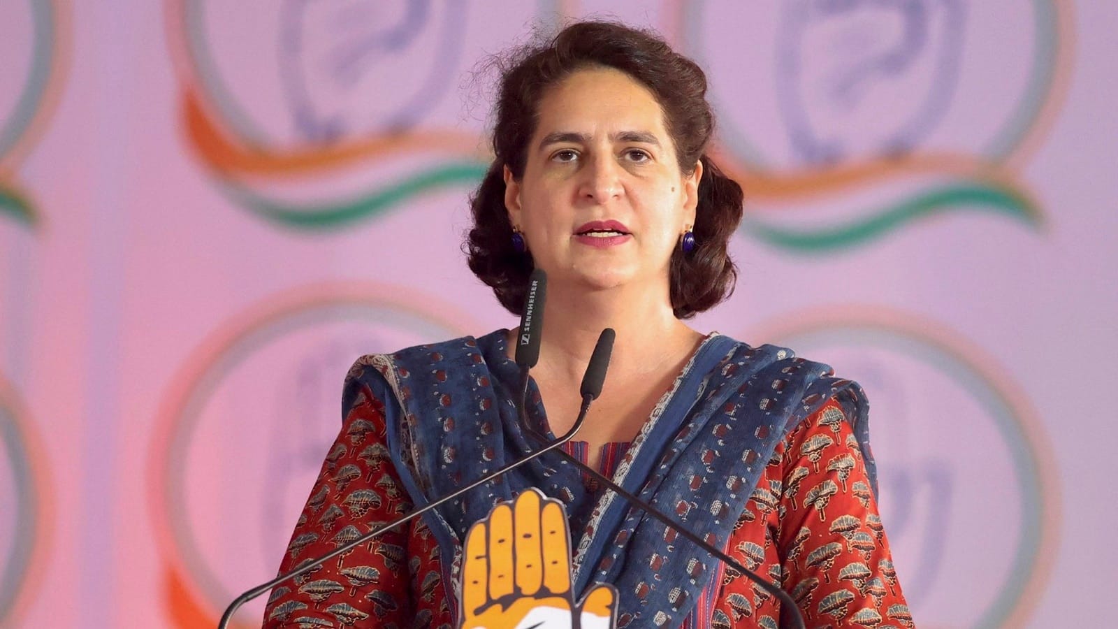 BJP became world’s richest party in 10 years, earned more than what Congress did in 70: Priyanka Gandhi | North East India News
